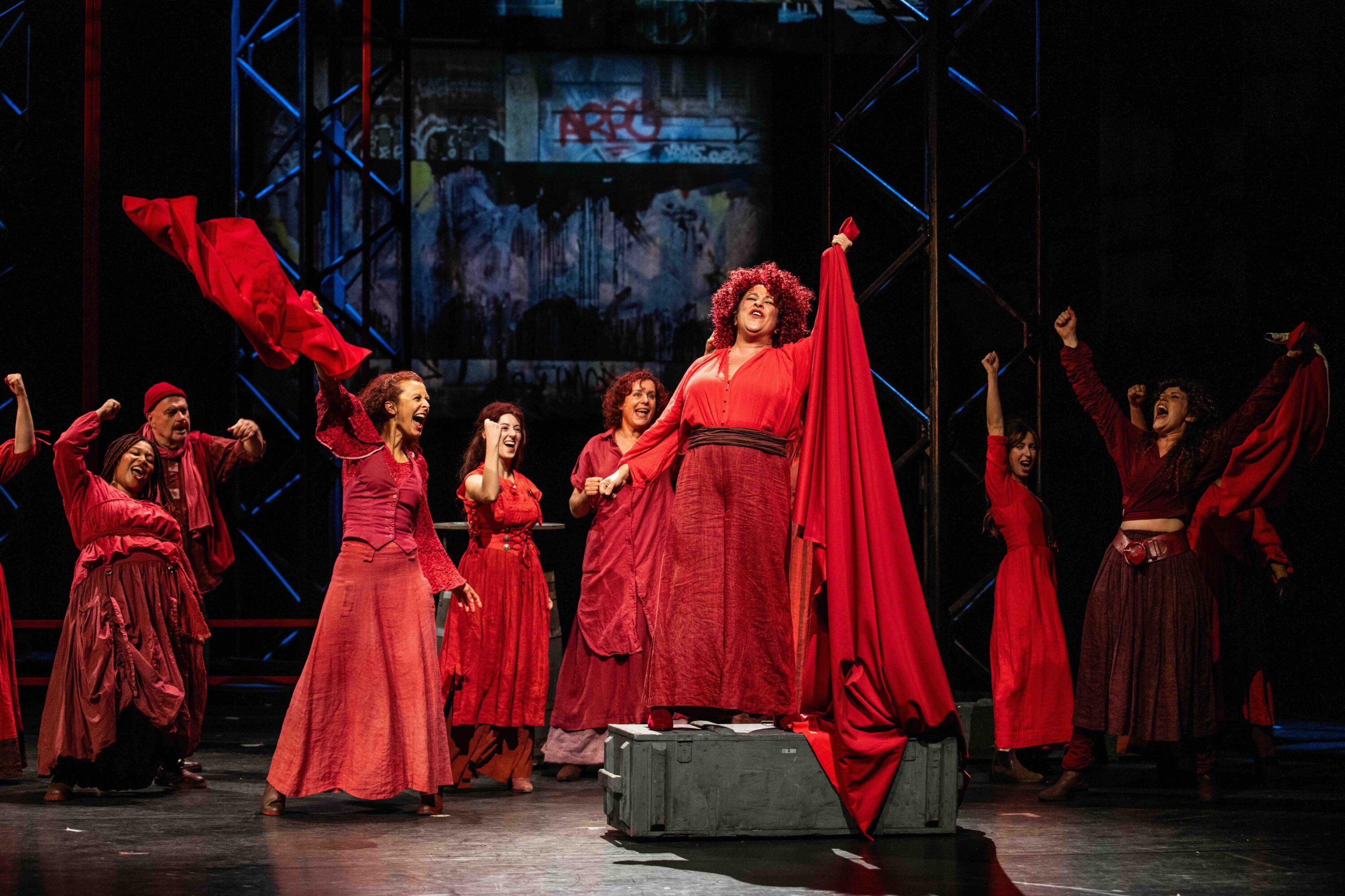 Feestelijke première La Révolution de Carmen en alle avonden uitverkocht