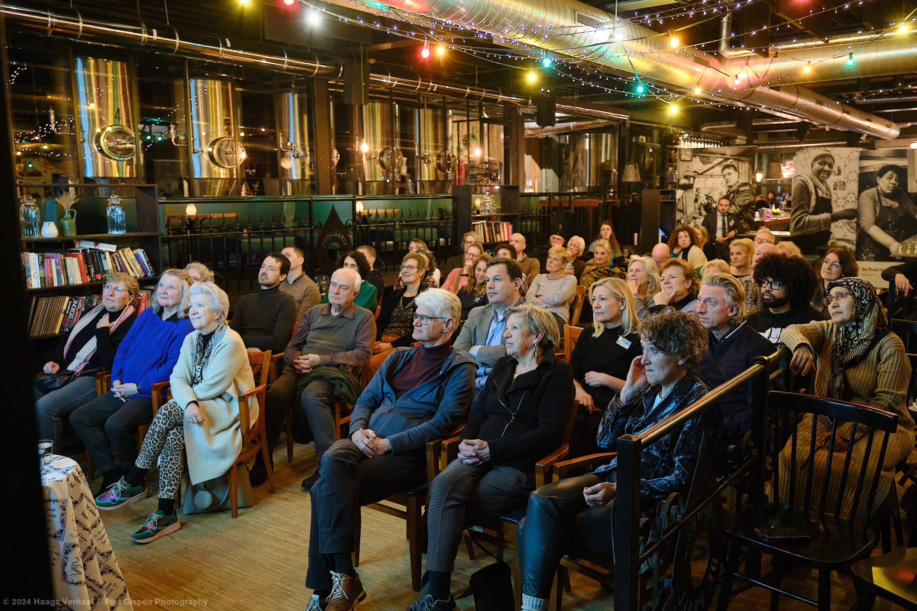 Interview avonden Haags Verhaal tijdens La Révolution de Carmen